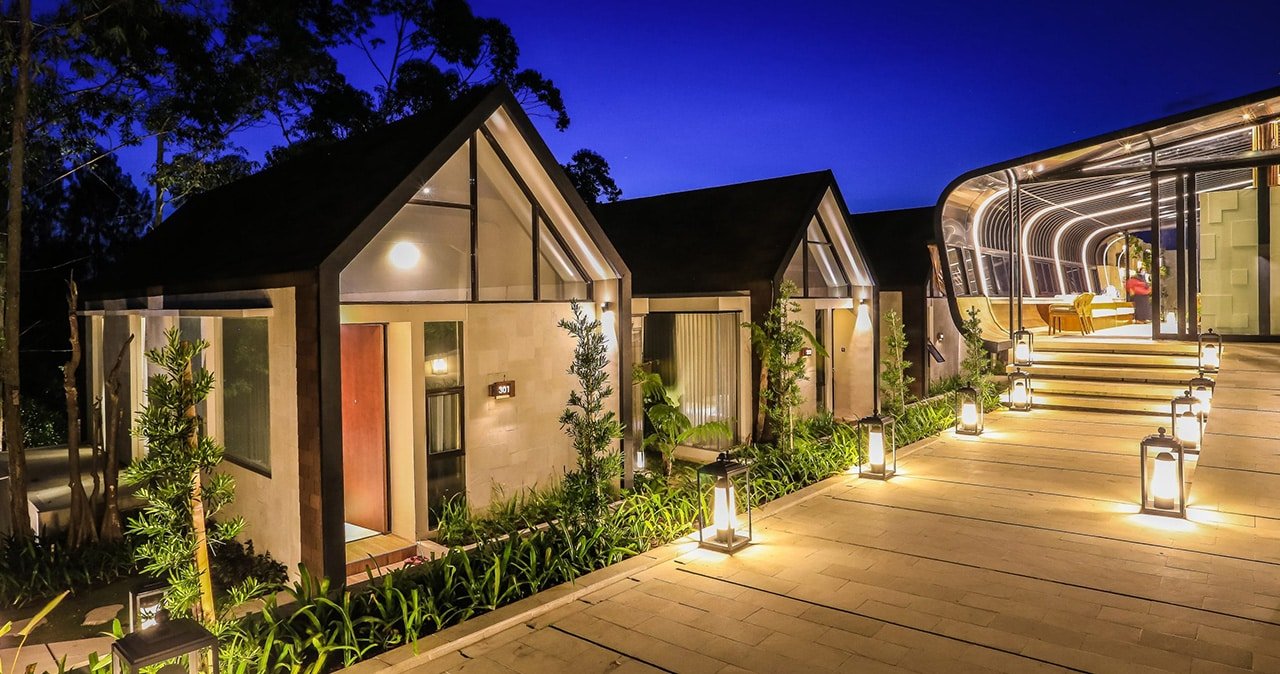Sunsetfalls Gardens and Resort Magelang